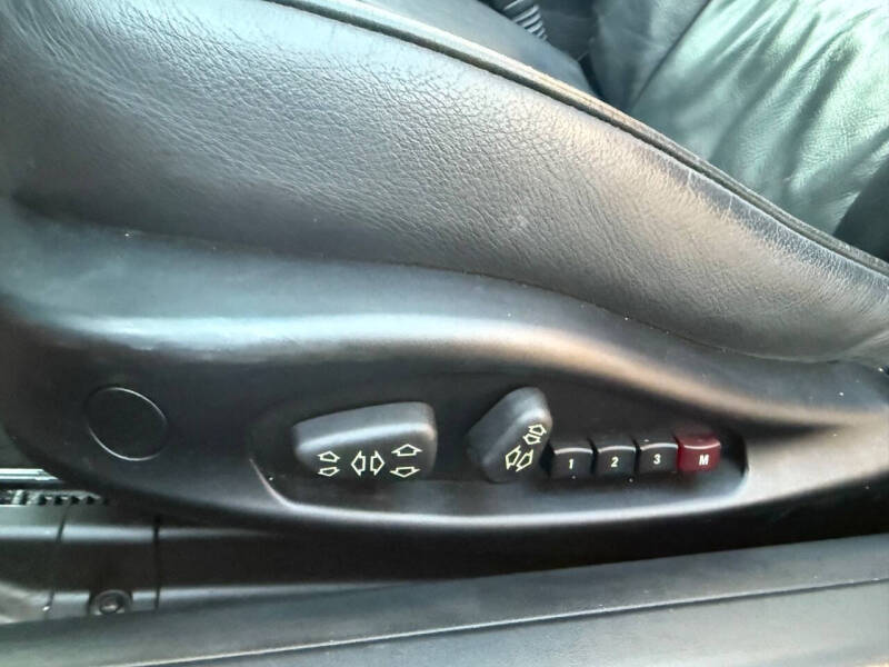 2004 BMW 3 Series 325Ci