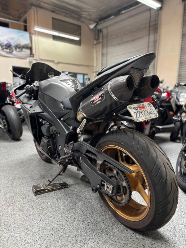 2014 Yamaha YZF-R1