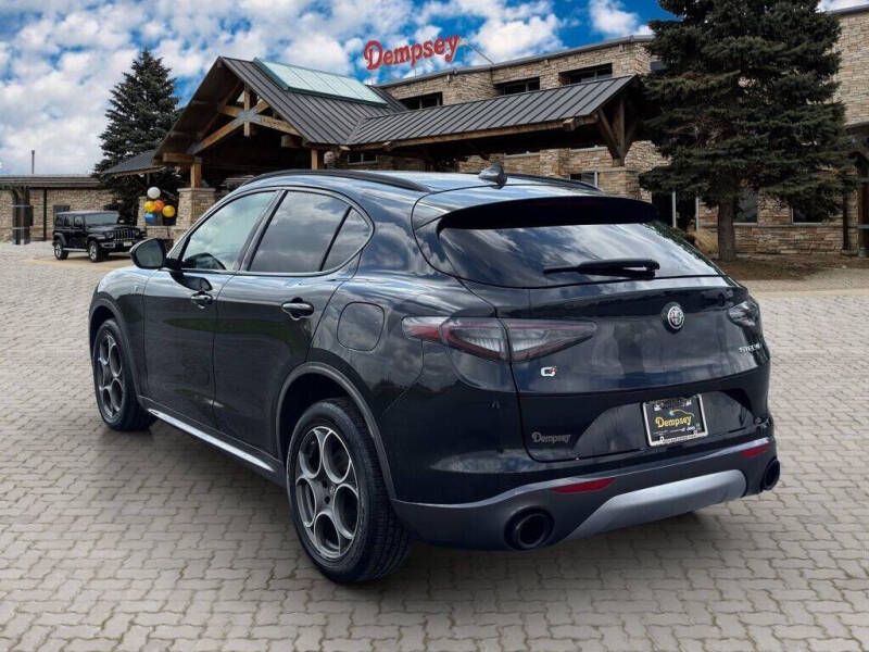 2024 Alfa Romeo Stelvio Ti