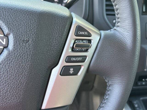 2024 Nissan Titan SV