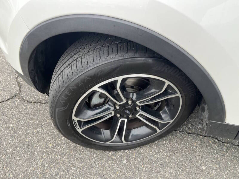 2015 Ford Explorer Sport