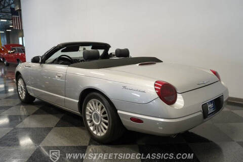 2004 Ford Thunderbird Deluxe