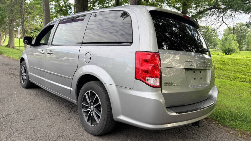 2016 Dodge Grand Caravan SXT Plus