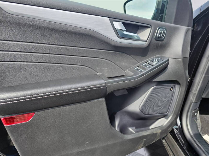 2025 Ford Escape Plug-In Hybrid PHEV