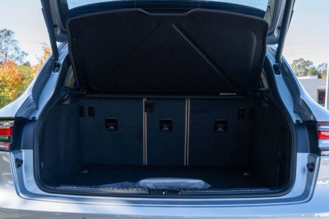 2026 Porsche Macan T