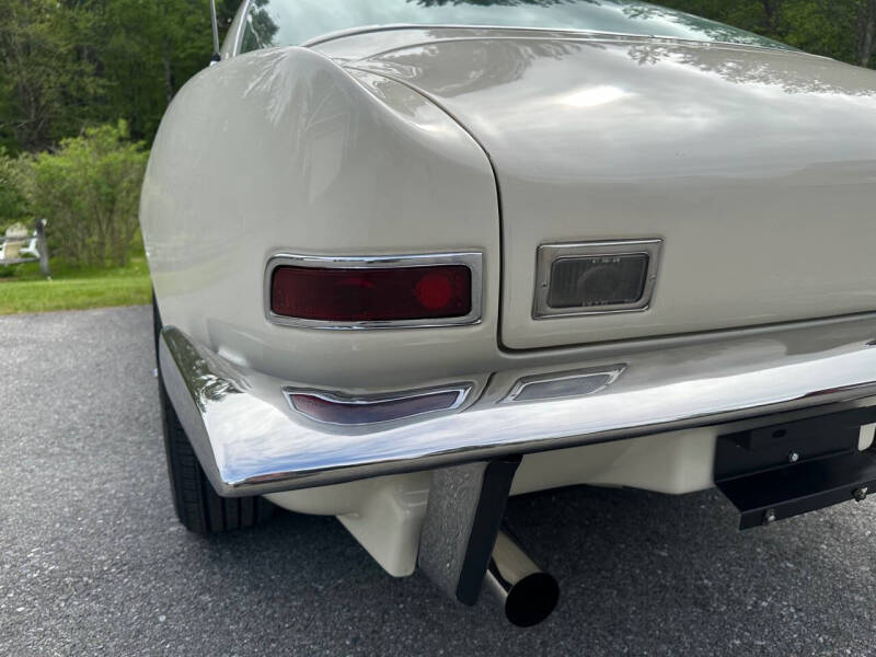 1963 Studebaker Avanti