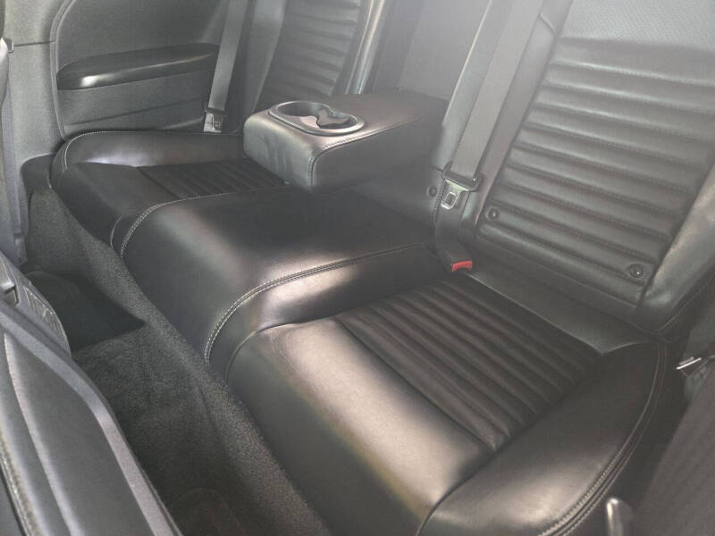 2012 Dodge Challenger R/T Plus