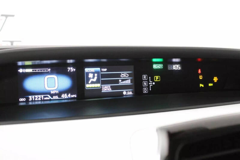 2022 Toyota Prius XLE AWD-e