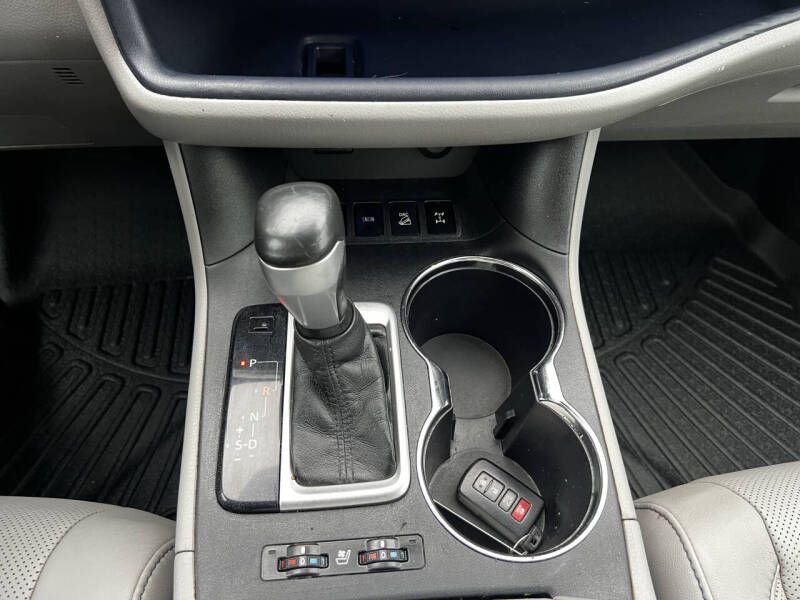 2016 Toyota Highlander Limited