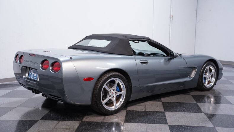 2004 Chevrolet Corvette