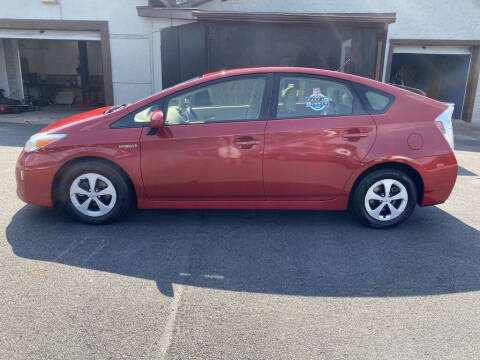 2014 Toyota Prius Two