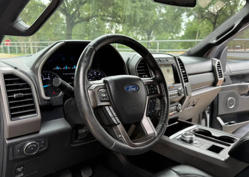 2019 Ford Expedition XLT