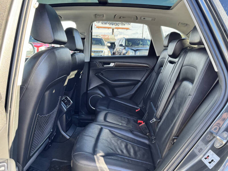 2016 Audi Q5 2.0T quattro Premium Plus