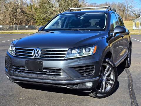 2016 Volkswagen Touareg for sale at Speedy Automotive in Philadelphia PA