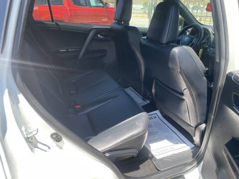 2016 Toyota RAV4 SE