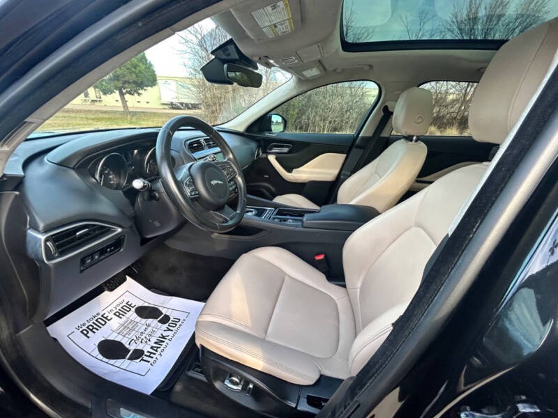 2020 Jaguar F-PACE 25t Premium