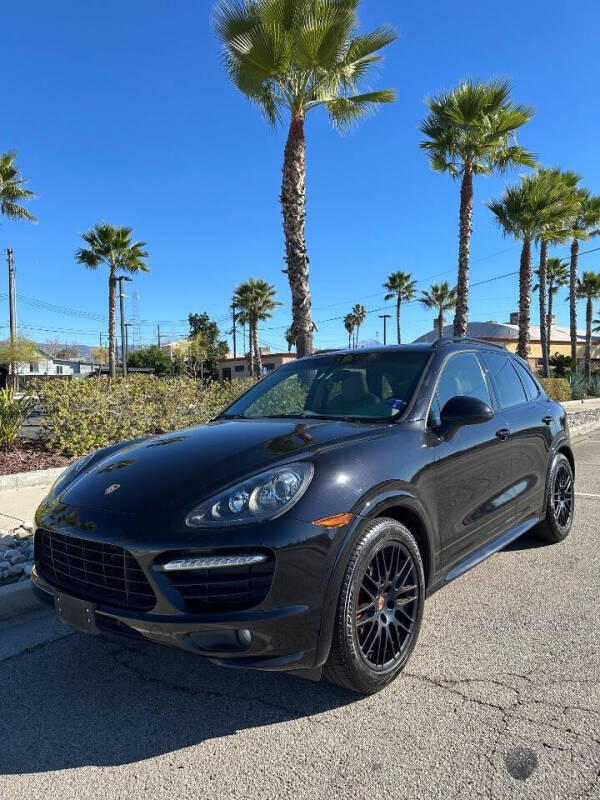 2013 Porsche Cayenne GTS
