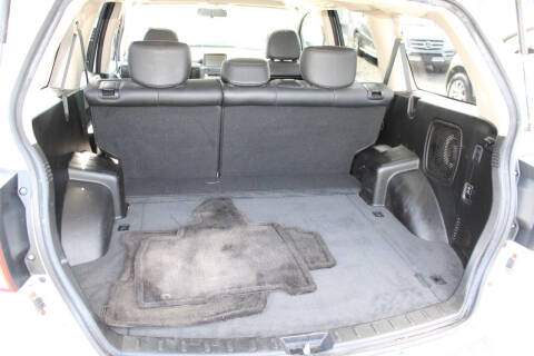 2011 Mitsubishi Endeavor SE