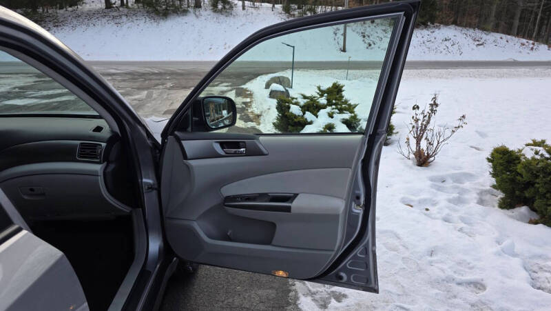 2011 Subaru Forester 2.5X Limited