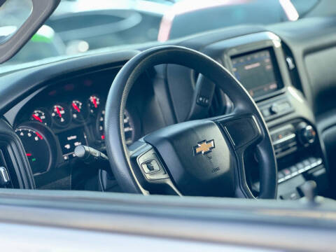 2021 Chevrolet Silverado 1500 Custom