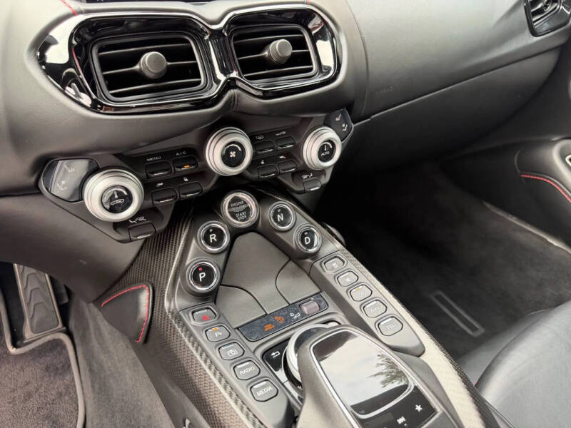 2019 Aston Martin Vantage