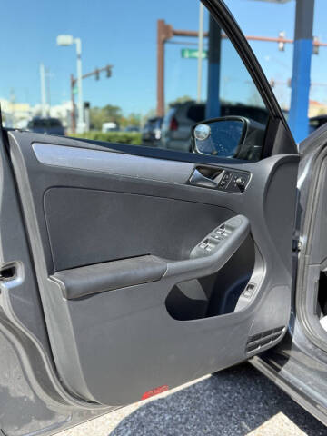 2015 Volkswagen Jetta SE