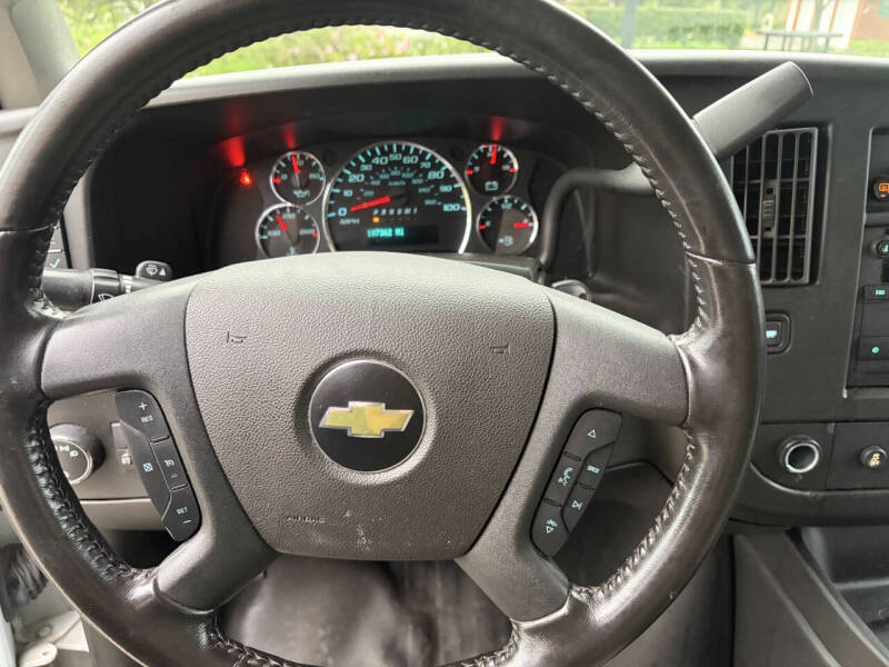 2020 Chevrolet Express 2500