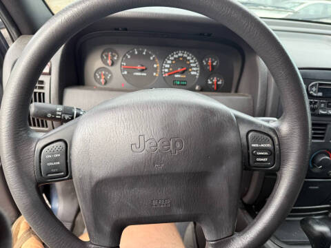 2000 Jeep Grand Cherokee Laredo