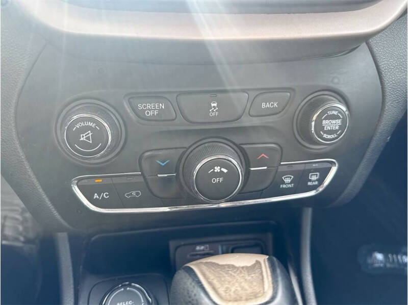 2016 Jeep Cherokee