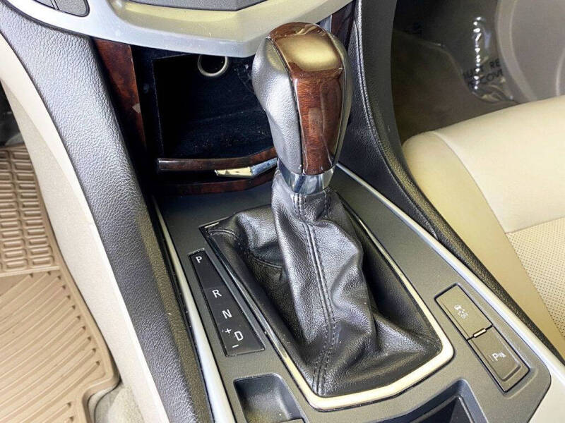 2010 Cadillac SRX Luxury Collection