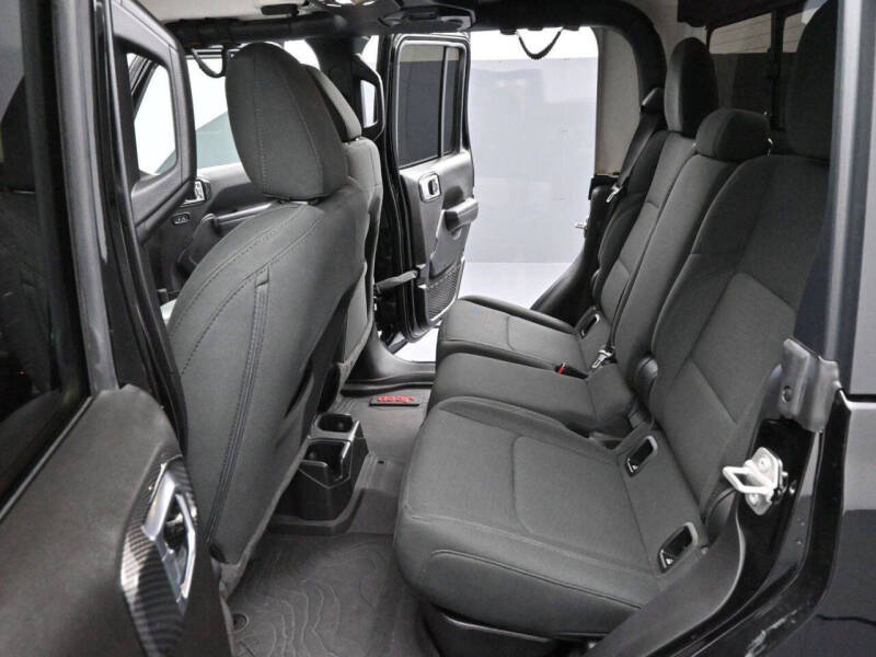 2023 Jeep Gladiator Sport S