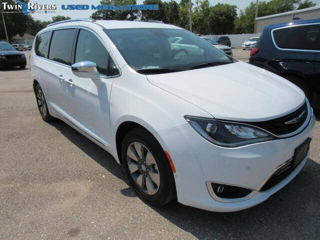 2018 Chrysler Pacifica Hybrid Limited