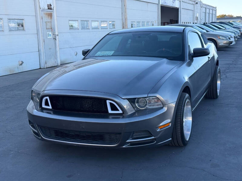 2013 Ford Mustang V6