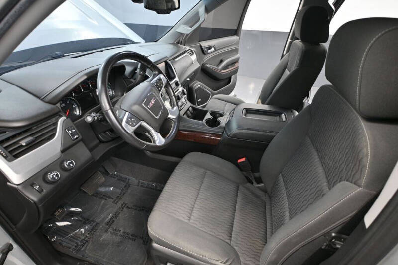 2020 GMC Yukon SLE