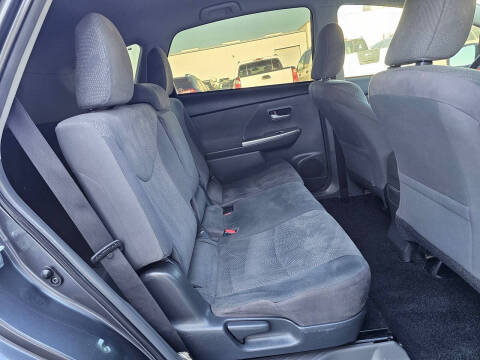 2014 Toyota Prius v Three