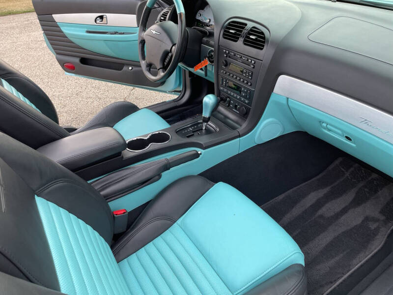 2002 Ford Thunderbird Deluxe