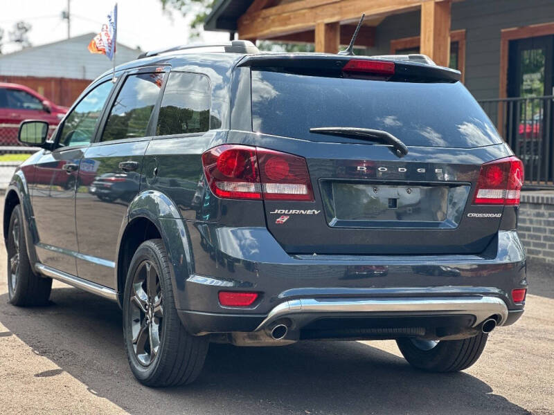 2018 Dodge Journey Crossroad