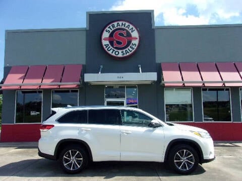 2017 Toyota Highlander for sale at Strahan Auto Sales Petal in Petal MS