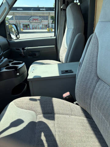 2007 Ford E-Series E-250