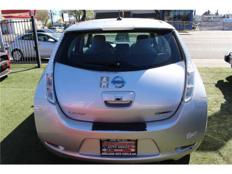 2014 Nissan LEAF