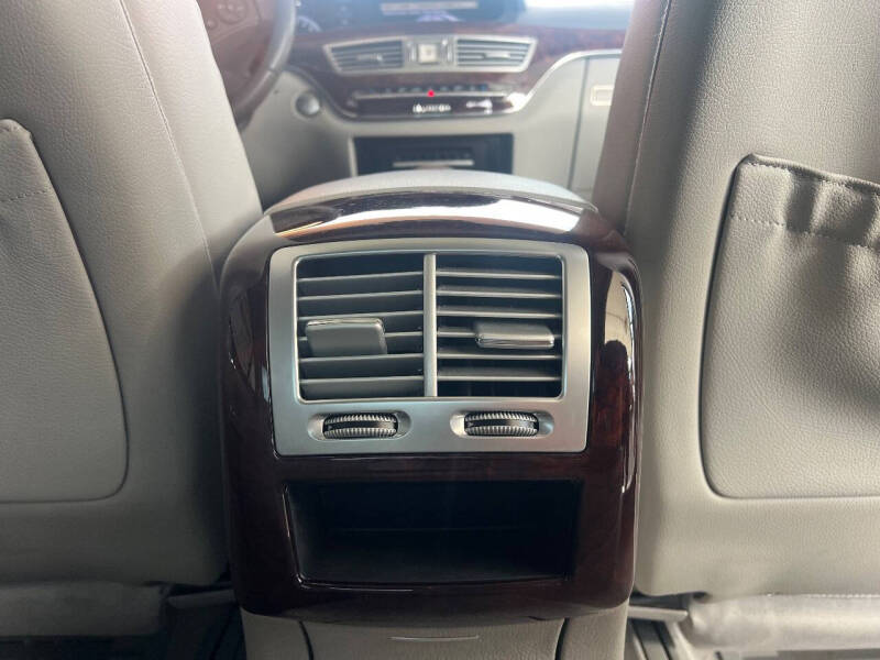 2010 Mercedes-Benz S-Class S 400 Hybrid