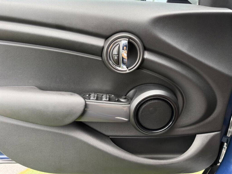 2016 MINI Hardtop 4 Door Cooper