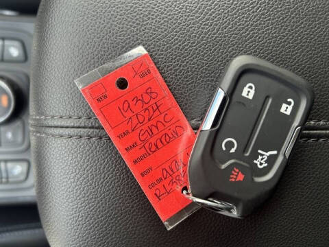 2024 GMC Terrain SLT