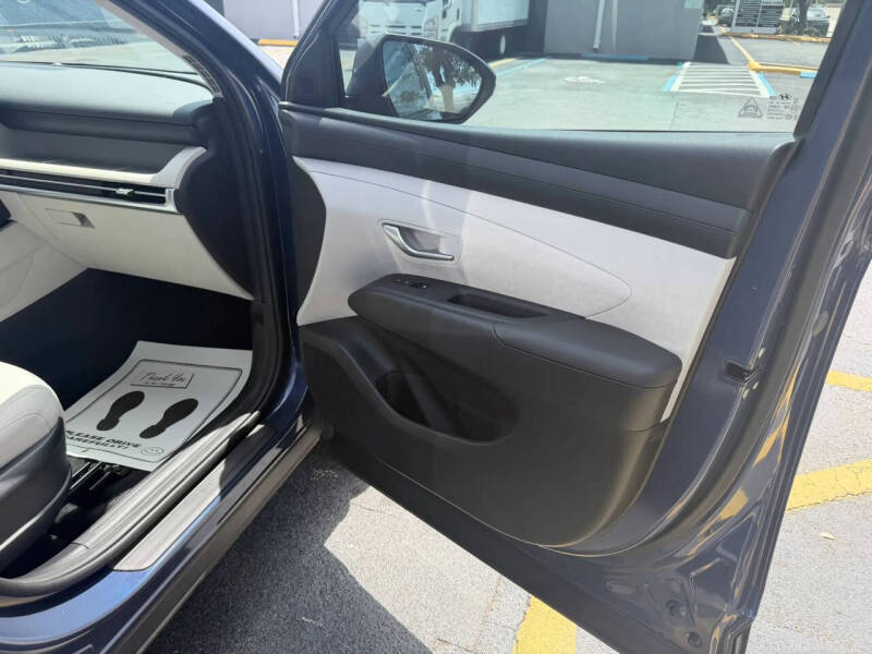 2025 Hyundai Tucson SE