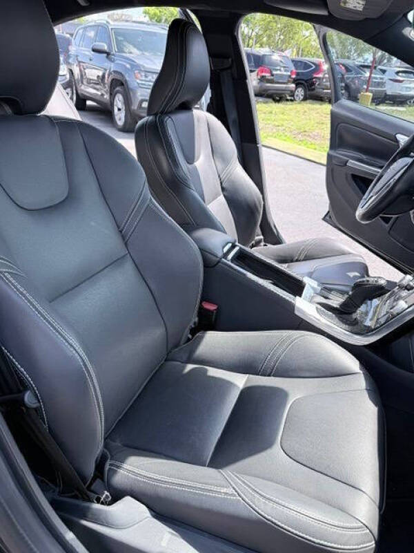 2016 Volvo S60 T5 Drive-E Premier