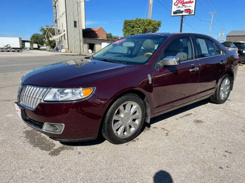 2011 Lincoln MKZ for sale at El Rancho Auto Sales in Des Moines IA