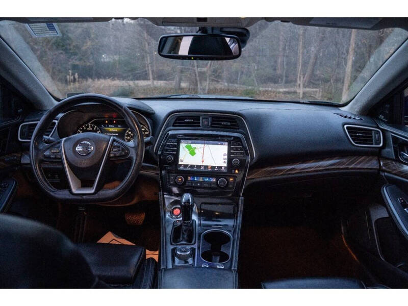 2017 Nissan Maxima Platinum