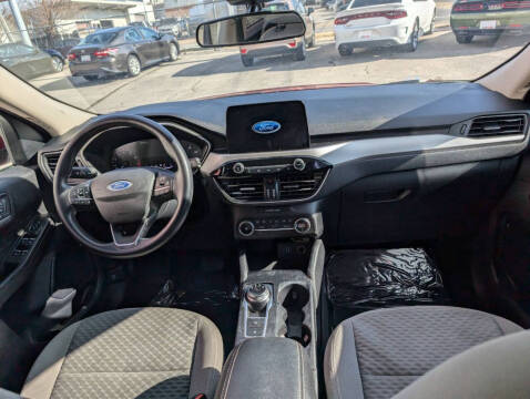 2020 Ford Escape SE