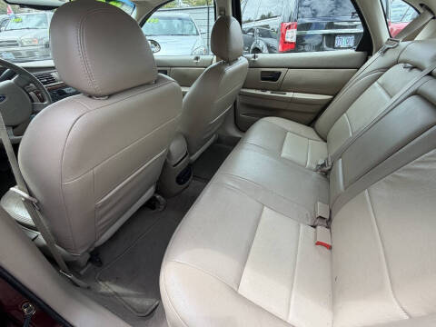 2006 Ford Taurus SEL