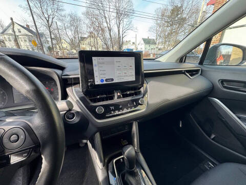 2023 Toyota Corolla Cross LE